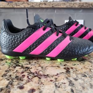 Girls Adidas youth Soccer Cleats Shoes
